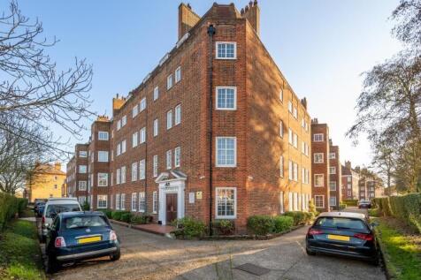 Lebanon Court, Richmond Road... 2 bed flat for sale