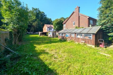 Land r/o 21 Wood Lane End... Land for sale