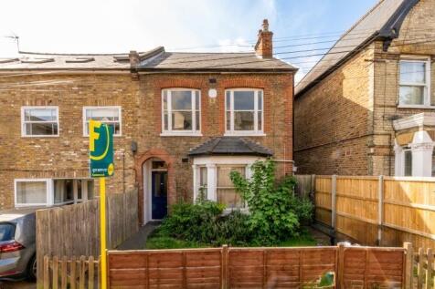 Church Road, Kingston upon Thames, KT1 2 bed flat for sale