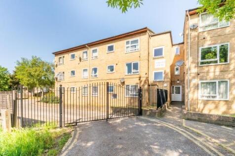 Abbots Court, Claret Gardens, London... 1 bed flat for sale