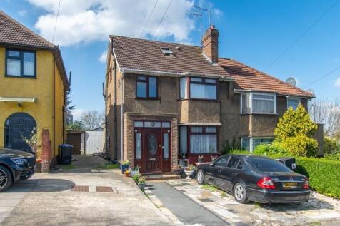 4 bedroom semi-detached house for sale
