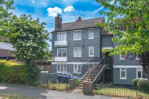 Harrow Road, London, HA9 3 bed flat for sale
