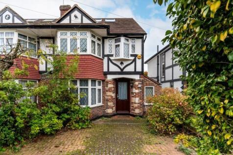 Tudor Drive, Kingston upon Thames, KT2 5 bed flat for sale