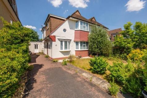 5 bedroom semi-detached house for sale