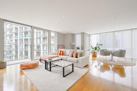 Gauging Square, St Katharine Docks... 2 bed flat for sale