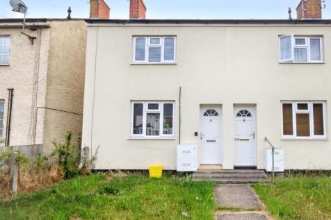 243 Exning Road, Suffolk, CB8 0AY 3 bed semi