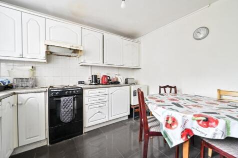 Hall Place, London, W2 2 bed flat for sale