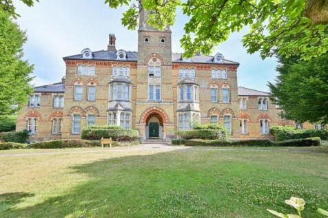 Elizabeth House, Keele Close... 3 bed flat for sale