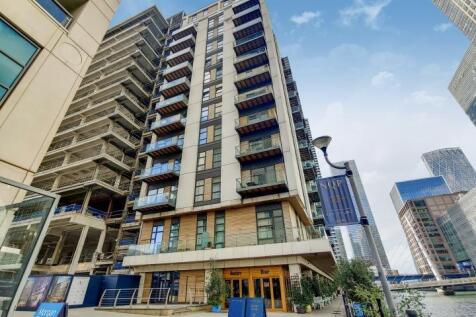 Discovery Dock Apartments West, South... 2 bed flat for sale