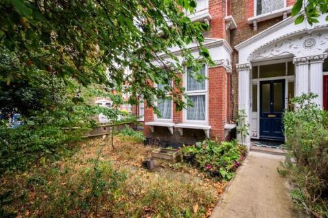 Bromley Road, Catford, London, SE6 1 bed flat for sale