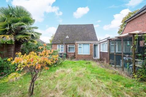 Tattie Bogle, Send Hill, Woking... 4 bed bungalow for sale