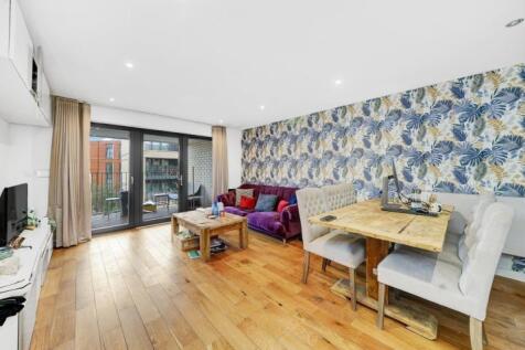 Eythorne Road, London, SW9 2 bed flat for sale