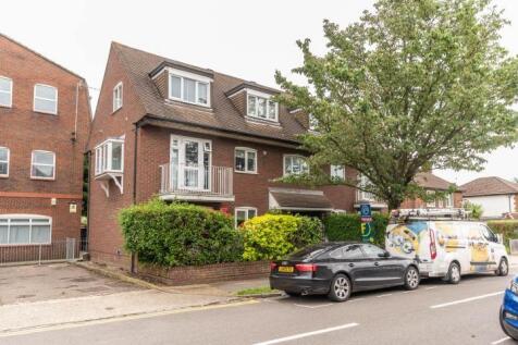 Albury Court, Deane Avenue, Ruislip, HA4 1 bed flat for sale