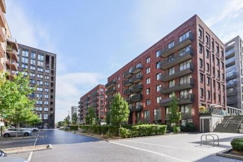 Cavendish Square, Beckton, London... 3 bed flat for sale