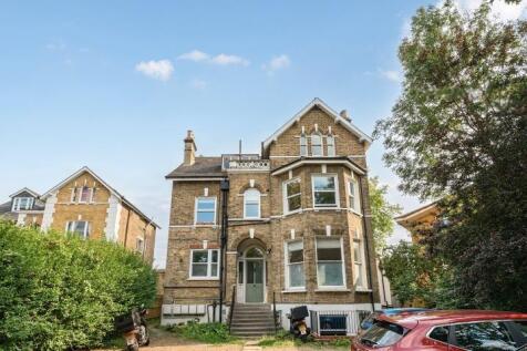 Eltham Road, London, SE12 2 bed flat for sale