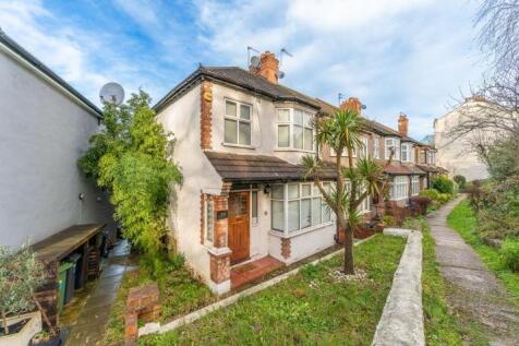Annsworthy Crescent, London, SE25 3 bed end of terrace house for sale