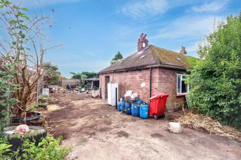 7 Priory Place, Sporle, Norfolk, PE32... 2 bed semi