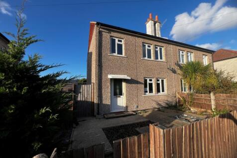 29 Seaward Avenue, Suffolk, IP16 4BL 1 bed semi