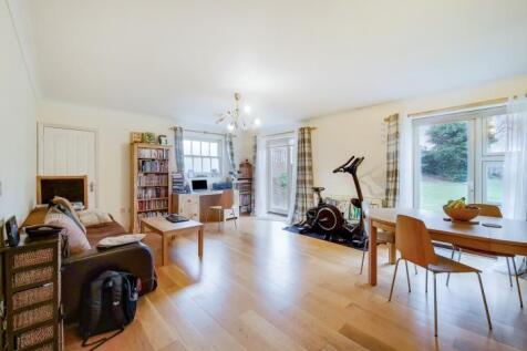 George Little House, Borough Road... 3 bed flat for sale