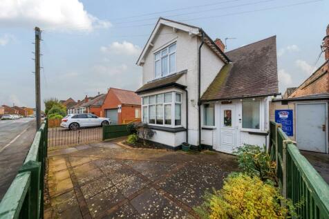 2 bedroom detached house for sale