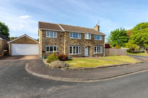 5 bedroom detached house for sale