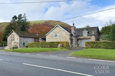 New Radnor 5 bed detached house for sale