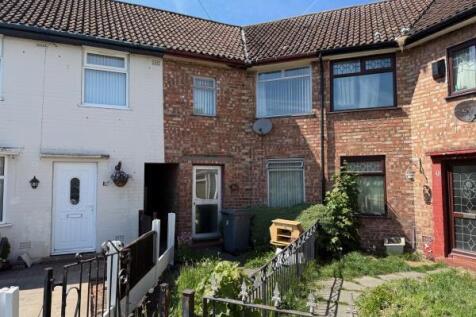 3 bedroom town house for sale