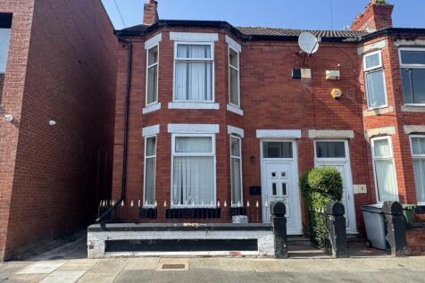 3 bedroom end of terrace house for sale