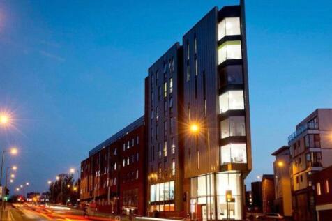 Studio flat for sale