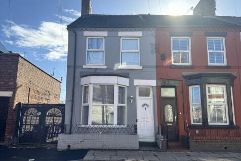 3 bedroom end of terrace house for sale