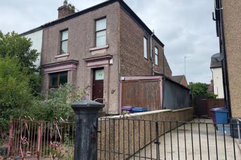 4 bedroom semi-detached house for sale