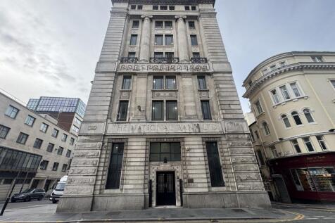 Studio flat for sale