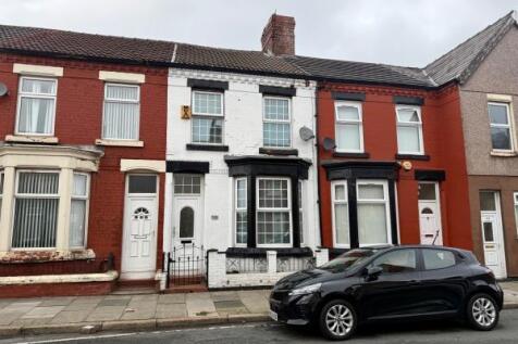 4 bedroom terraced house for sale