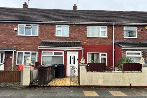 3 bedroom town house for sale