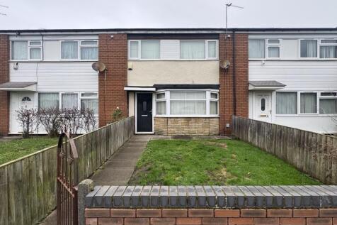 3 bedroom town house for sale