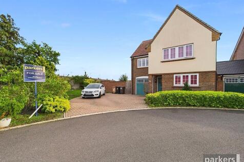 Addington Gardens, Reading RG5 4 bed detached house for sale