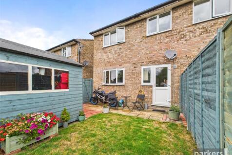 Medina Close, Berkshire RG41 1 bed maisonette for sale
