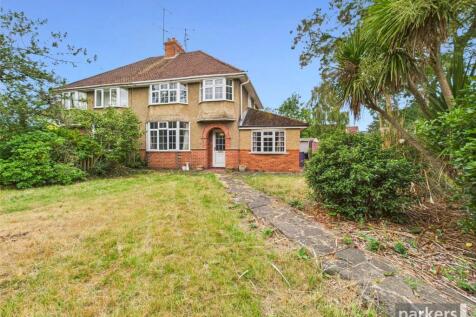 Woodlands Avenue, Reading RG5 3 bed semi