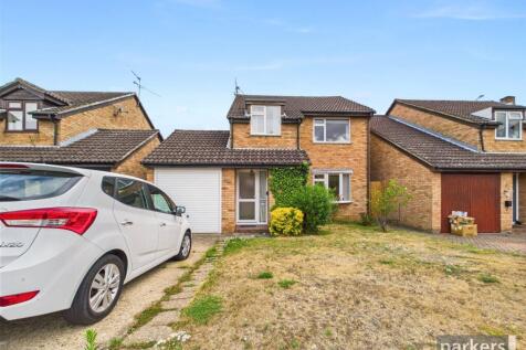 Bingley Grove, Reading RG5 3 bed detached house for sale