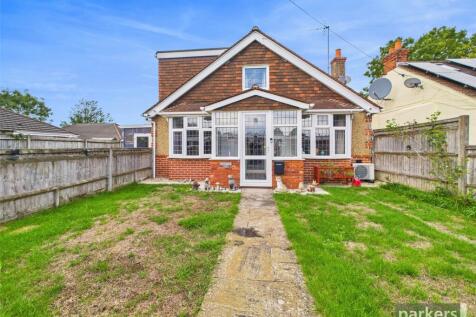 Westfield Road, Wokingham RG41 3 bed detached house for sale