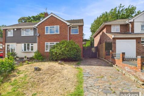 Nightingale Road, Reading RG5 3 bed semi