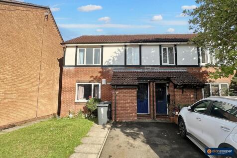 1 bedroom maisonette for sale