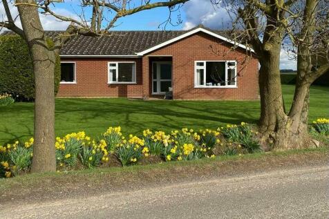 3 bedroom detached bungalow for sale