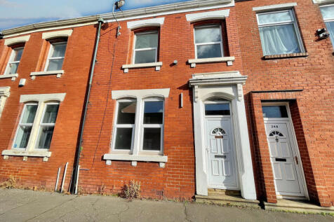 Plungington Road Preston PR2 3PQ 4 bed terraced house for sale