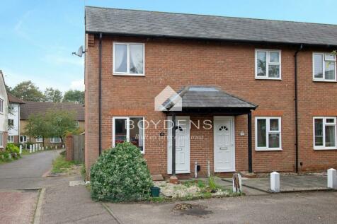 Dale Close, Colchester CO3 2 bed end of terrace house for sale