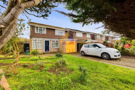 Queensland Drive, Colchester CO2 4 bed detached house for sale