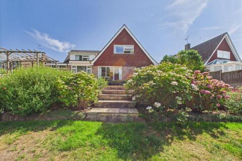 Marlowe Way, Colchester CO3 4 bed detached house for sale