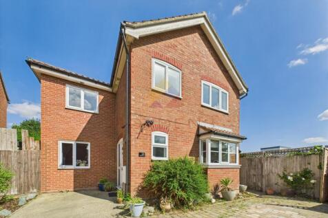 Beaumont Close, Colchester CO4 4 bed detached house for sale