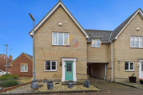 Walmer Close, Colchester CO7 3 bed detached house for sale