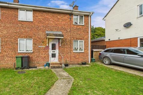 Bradwell Court, Braintree CM7 3 bed end of terrace house for sale